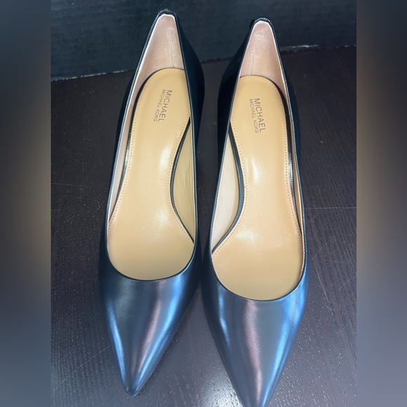 Michael Kors Flex Kitten Pump Admiral sz. 9 New. - Picture 4 of 6